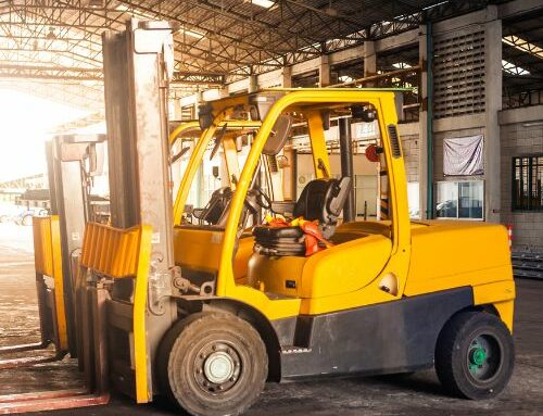 Come scegliere il carrello elevatore usato giusto per la tua azienda