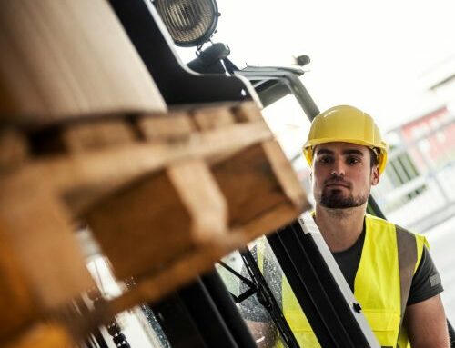 Stoccatori e transpallet elettrici usati in Ticino